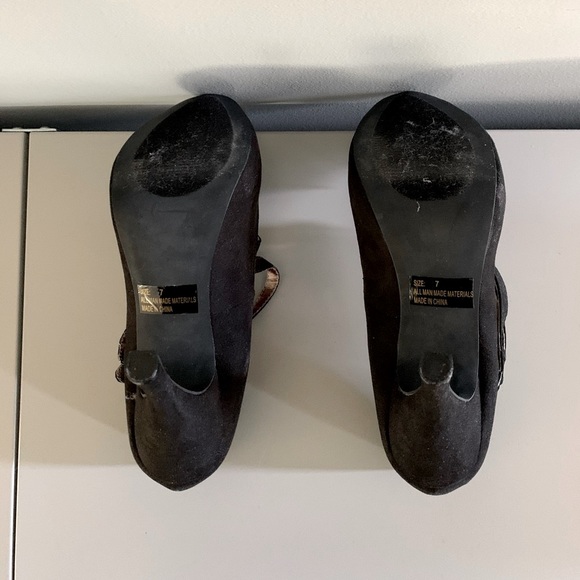 Beautiful Boutique Heels in Excellent Condition - Picture 4 of 4